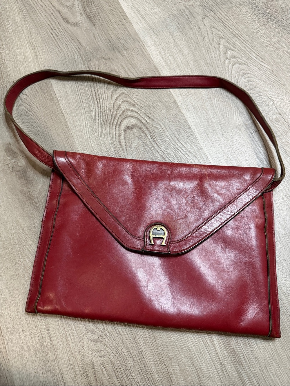 Etienne Aigner Vintage Red Leather Envelope Shoulder Bag with Gold Tone Logo